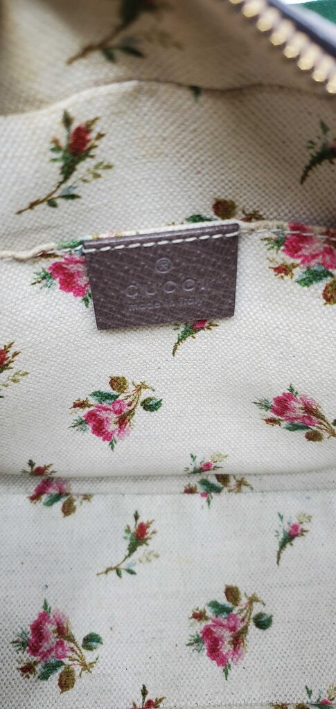 Gucci Neo Vintage GG Supreme Camera Bag