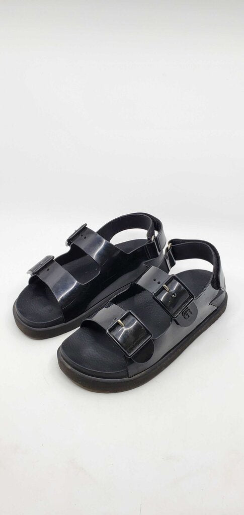 Gucci Double G rubber sandals
