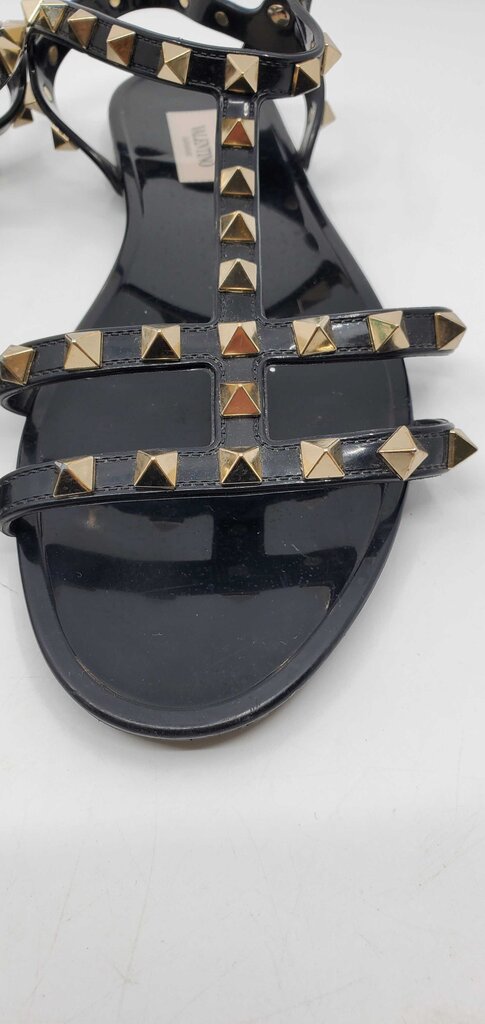 Valentino Garavani Rockstud Jelly Flat Gladiator Sandals