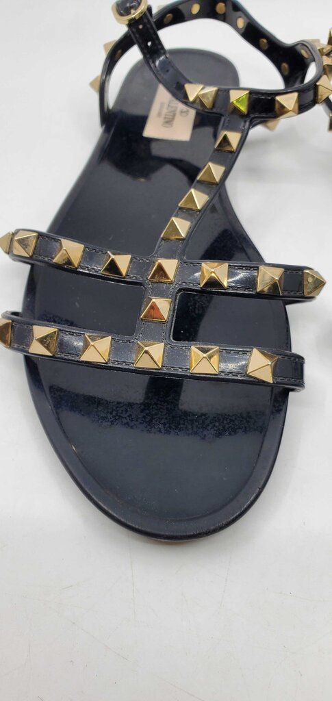 Valentino Garavani Rockstud Jelly Flat Gladiator Sandals