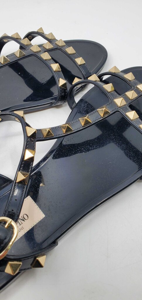 Valentino Garavani Rockstud Jelly Flat Gladiator Sandals