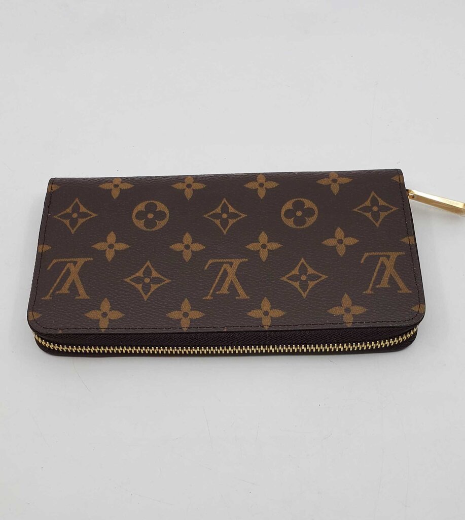 Louis Vuitton Zippy Monogram Wallet