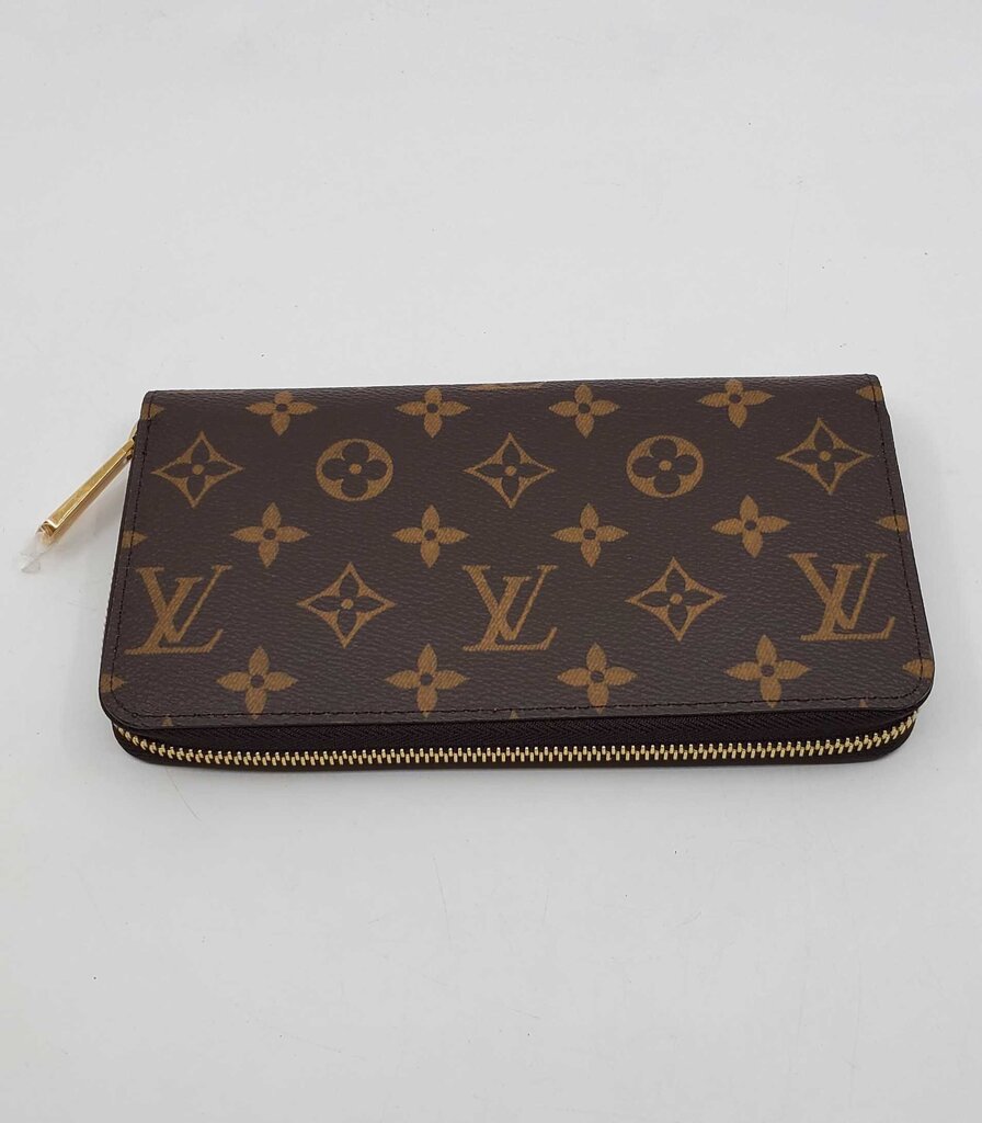 Louis Vuitton Zippy Monogram Wallet