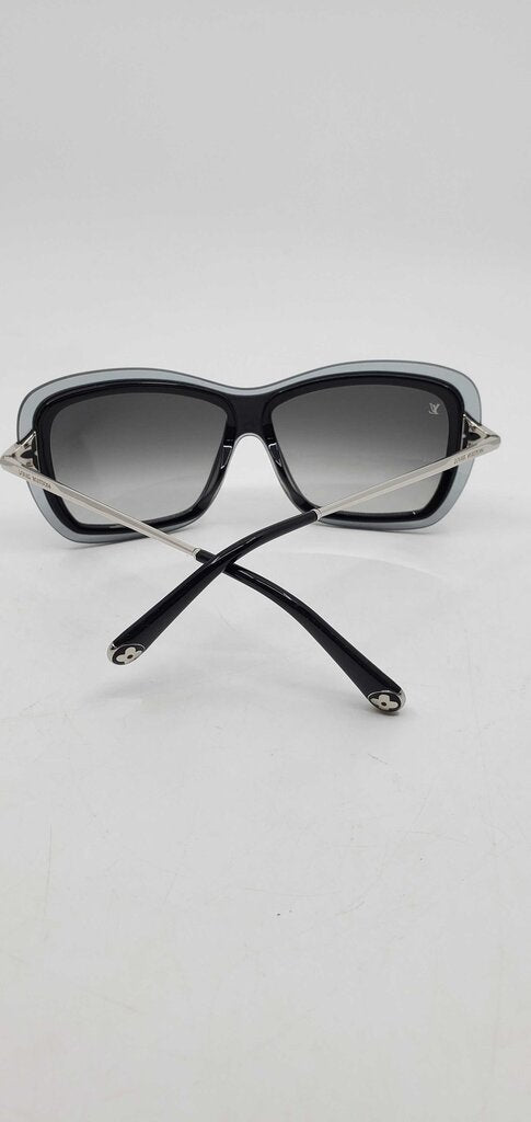 Louis Vuitton Black Z0439W Poppy Frame Sunglasses