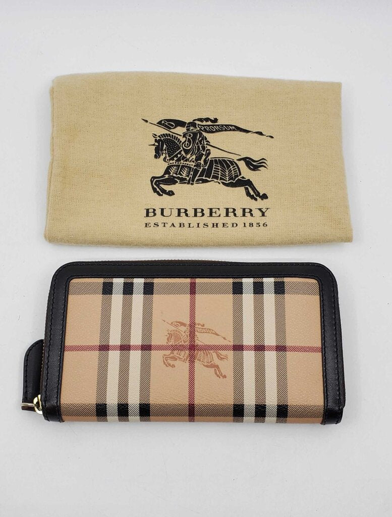 Burberry Haymarket check zippy wallet