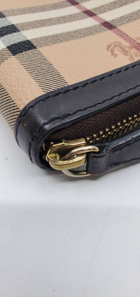 Burberry Haymarket check zippy wallet