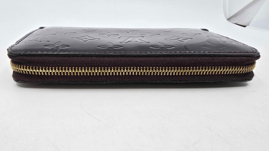 Louis Vuitton Monogram Amarante Vernis Zippy Wallet