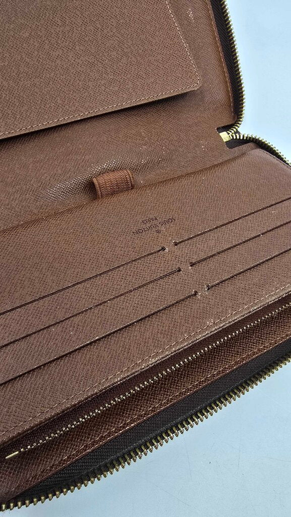 Louis Vuitton Monogram Canvas Zippy Organizer Wallet