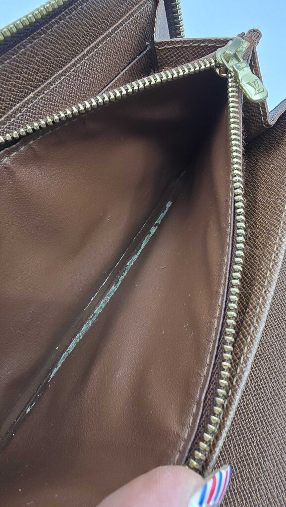 Louis Vuitton Monogram Canvas Zippy Organizer Wallet