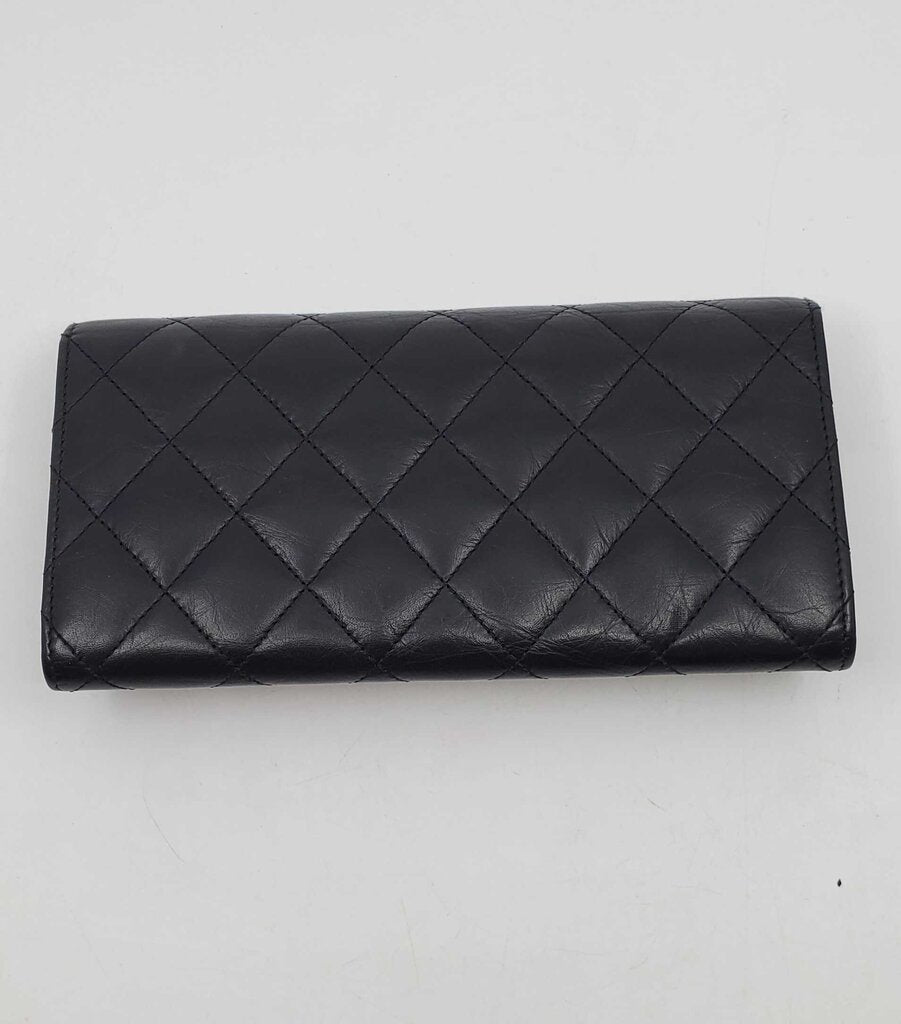 Chanel Reissue 2.55 flap Wallet