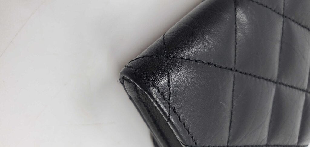 Chanel Reissue 2.55 flap Wallet