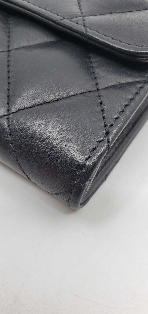 Chanel Reissue 2.55 flap Wallet