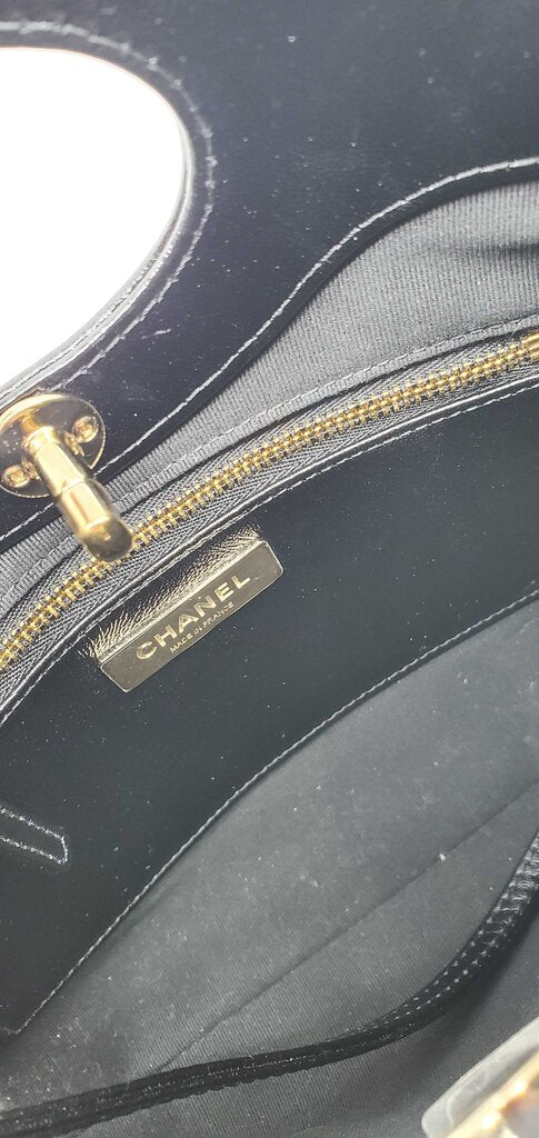 Chanel Small 31 Shopping Bag