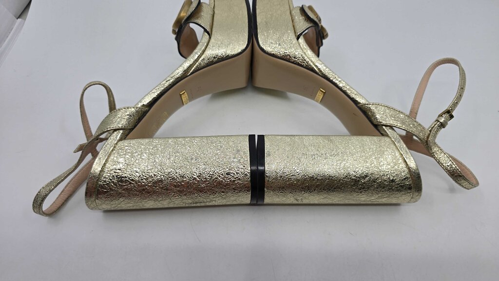 Gucci Leather GG Marmont Platform Sandals