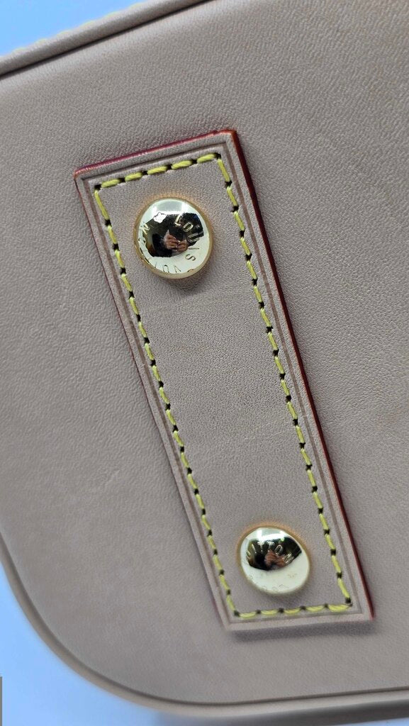 Louis Vuitton Alma BB Monogram