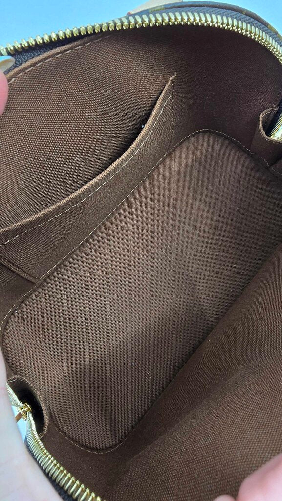 Louis Vuitton Alma BB Monogram