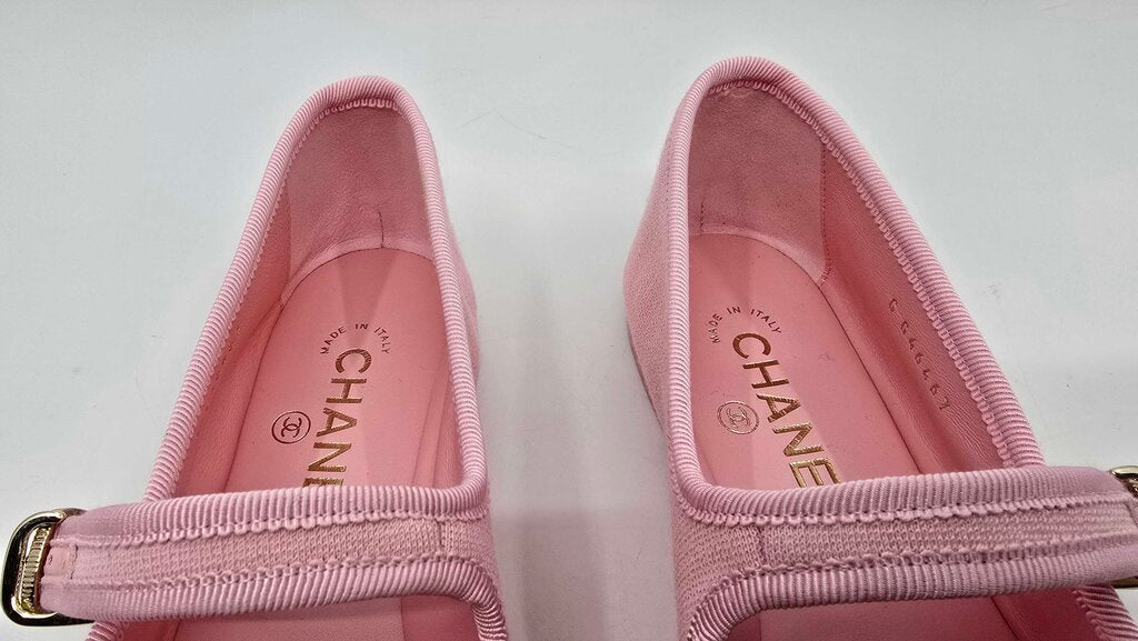 CHANEL 25 S MARY JANE FLATS