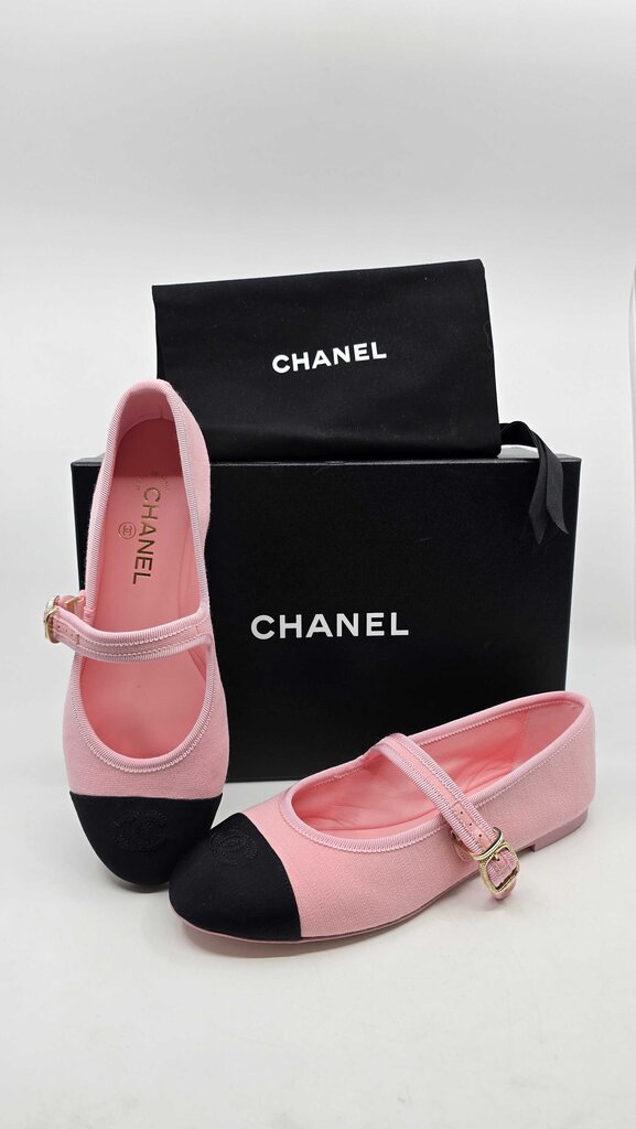CHANEL 25 S MARY JANE FLATS