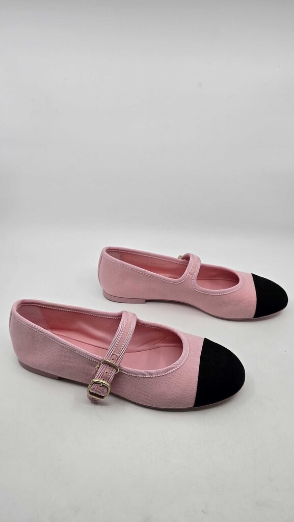 CHANEL 25 S MARY JANE FLATS