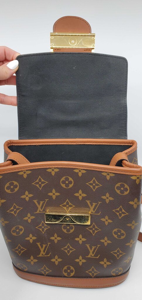 Louis Vuitton Monogram Reverse Dauphine Backpack in Canvas w/ Leather Trim
