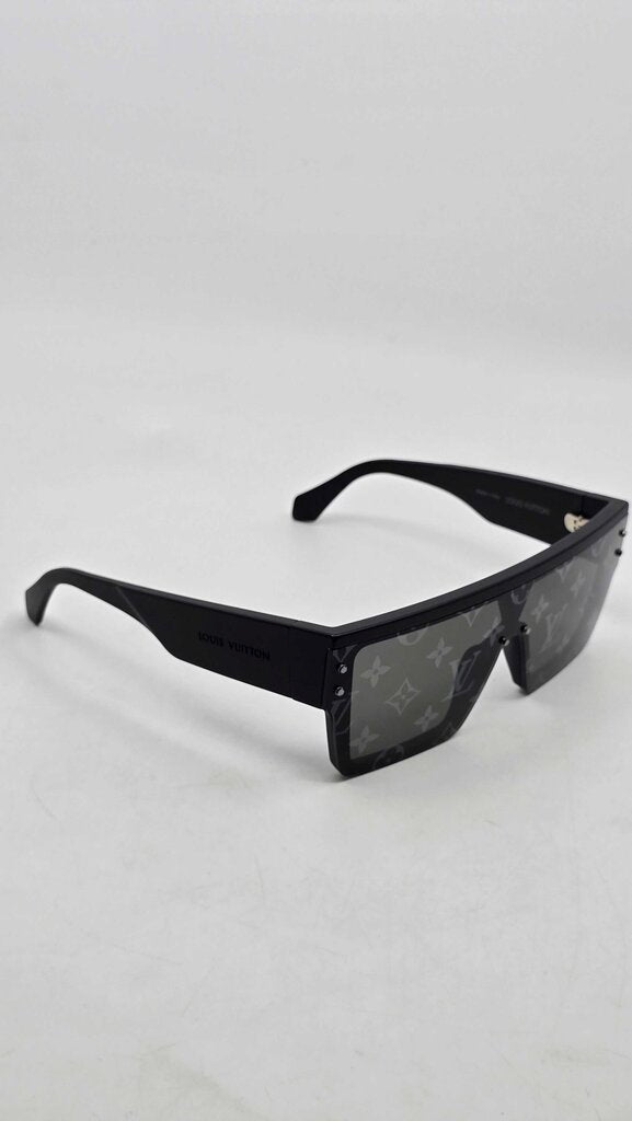Louis Vuitton Waimea L Sunglasses