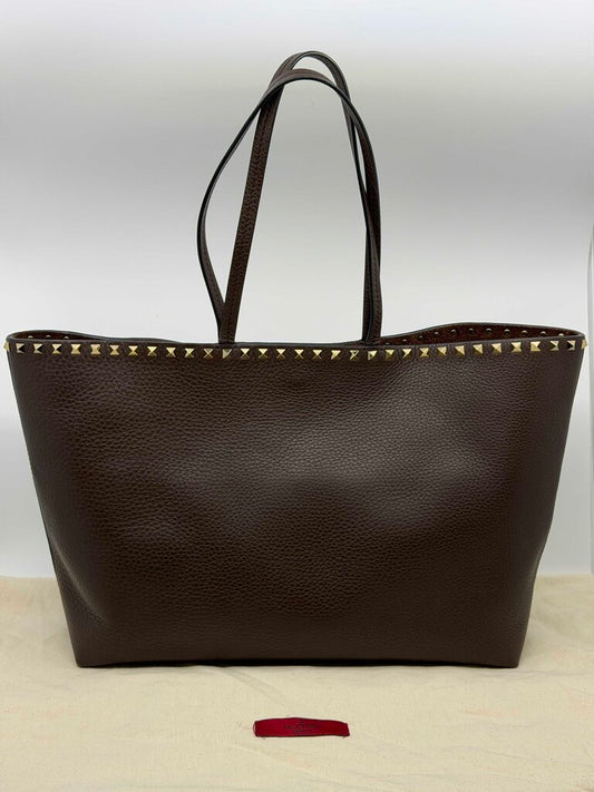 Valentino Garavani Rockstud Grained Calfskin Shoulder Tote – Brown/Gold