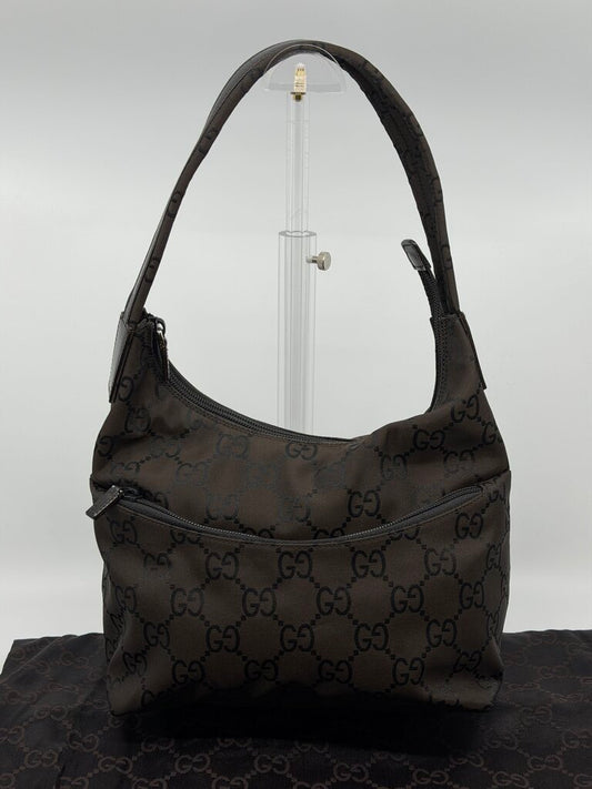 Gucci Vintage GG nylon Canvas Front Pocket Hobo Shoulder Bag – Early 2000s